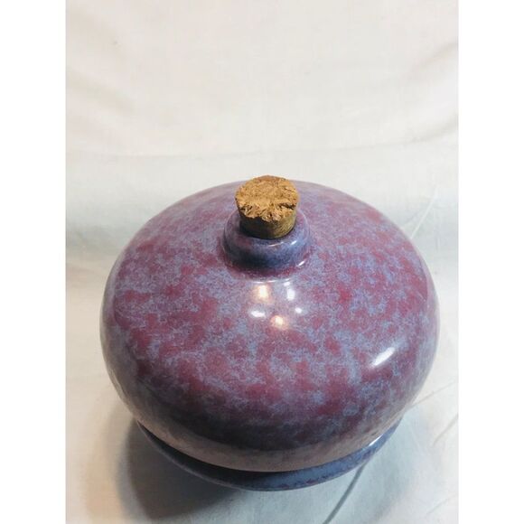 Vintage 1980’s artisan glazed pottery purple diffuser on pedestal with cork. - Picture 7 of 10